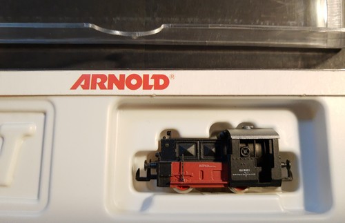 Arnold 2046 Kleindiesellok  BR 328 6501 (ex. Köf II) , schwarz/ rot in OVP;  N | Zustand: Neu: Sonstige (siehe Artikelbeschreibung)