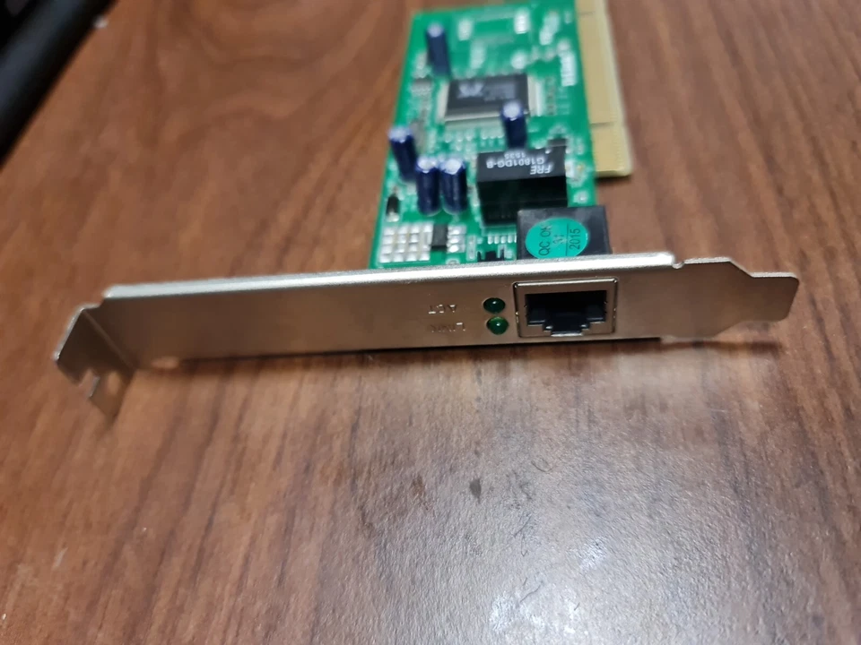 D LINK DGE-528T REV C1  SCHEDA DI RETE PCI NETWORK CARD GIGABIT 10/100/1000Mbps - Immagine 3 di 4