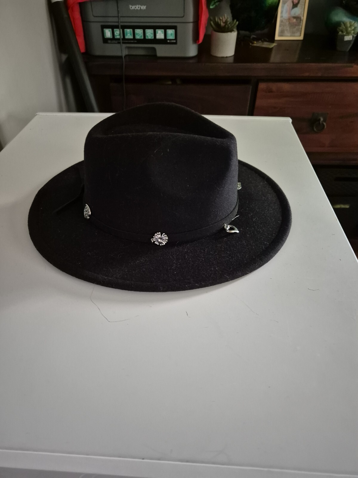 Picture 1 of 3
