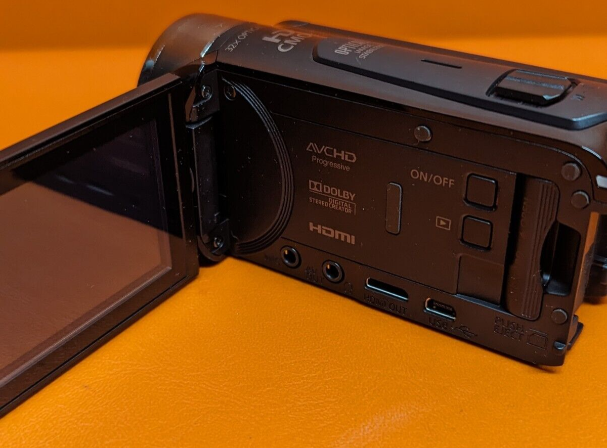 Cam Corder Canon VIXIA HF R500 Renewed Full HD Camcorder 57x