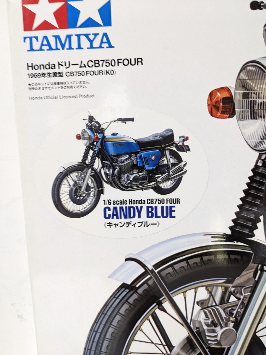 Tamiya 1/6 Honda DREAM CB750 FOUR Candy Blue #92186 Model Tamiya 1/6 Honda DREAM CB750 FOUR Candy Blue #92186 Model