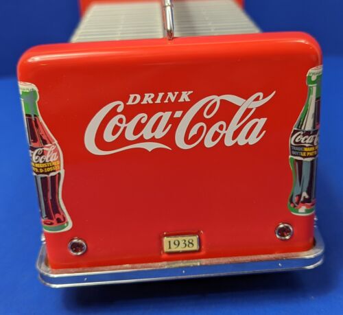 Danbury Mint – 1938 Coca Cola® GMC Delivery Truck - 1995 - Picture 10 of 23