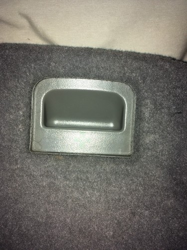 1999 Volkswagen Passat Emergency Compartment Cover Gray - Picture 5 of 8