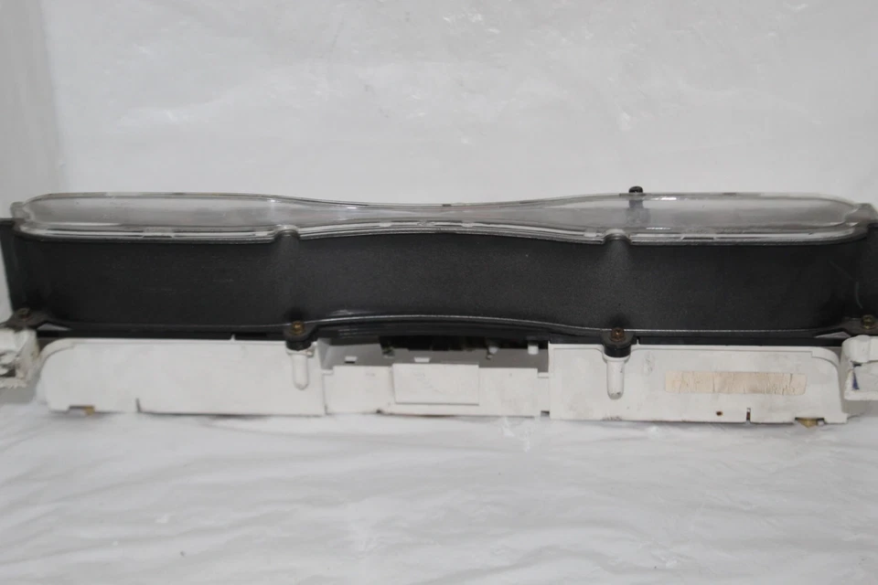 Cuadro de instrumentos velocímetro Ford Explorer Sport Trac 2001-03 82.829 millas Foto 3 de 3