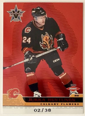 2001-02 Pacific Vanguard Jukka Hentunen #105 Red /38 Red Parallel. Only Listing!