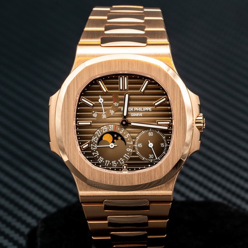 Patek Philippe Nautilus 5712/1R-001 Moonphase Rose Gold Chocolate Dial 40mm