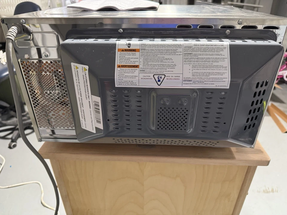 KitchenAid 1,5 pies cúbicos 1000 W encimera microondas/convección/horno a la parrilla Foto 3 de 4