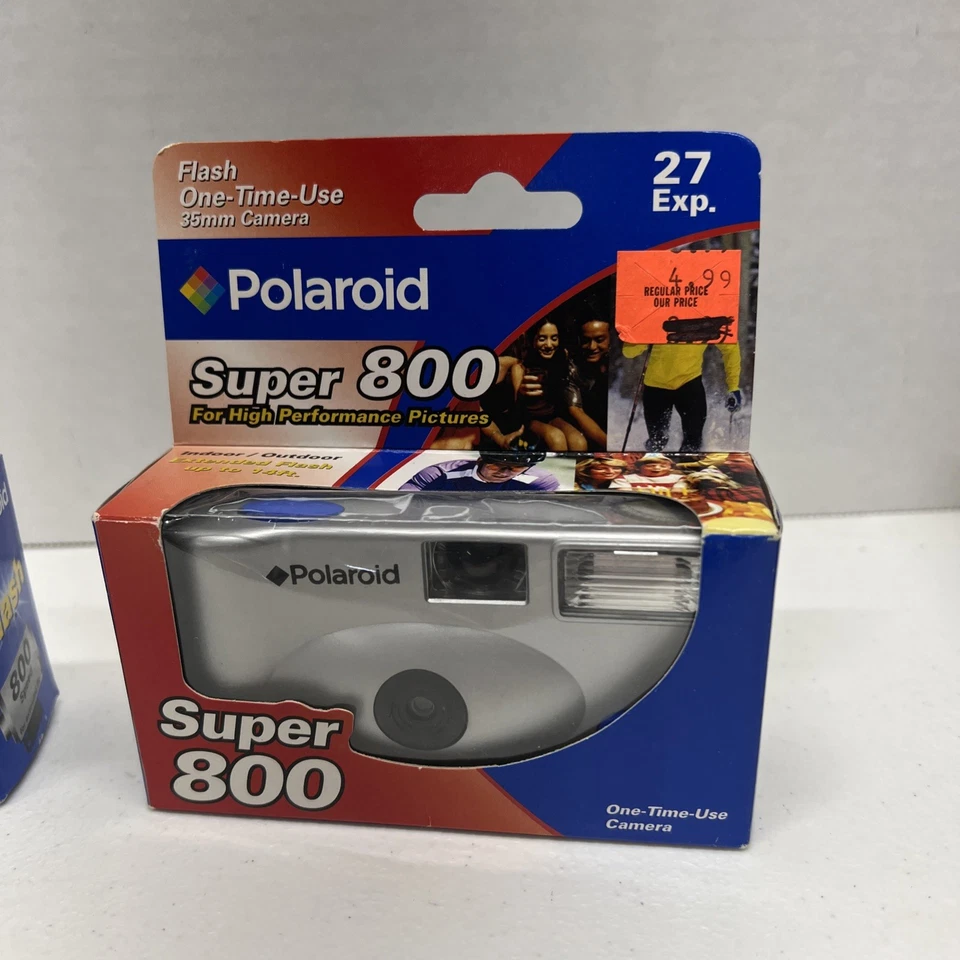 3 - Polaroid Flash One-Time-Use 35mm Camera 27 Exp. Super 800 Expires 2005 - Image 4 of 4