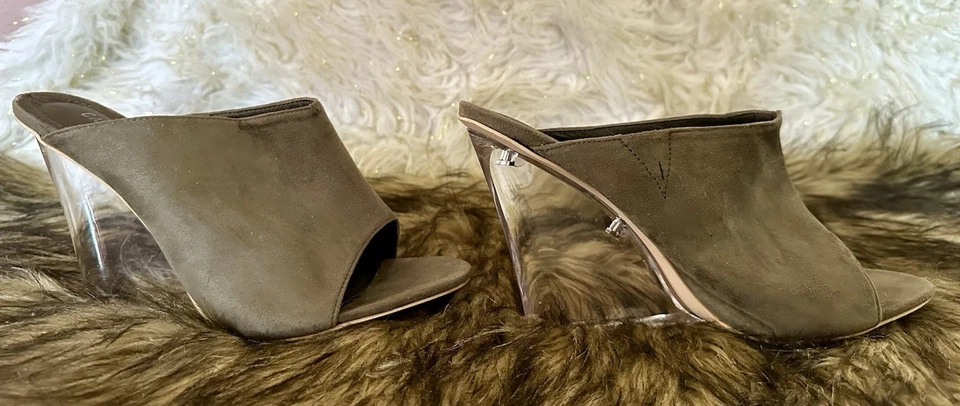 Mules de cuña transparentes Cape Robin talla 8,5 - tacones sin cordones de gamuza topo Foto 3 de 4