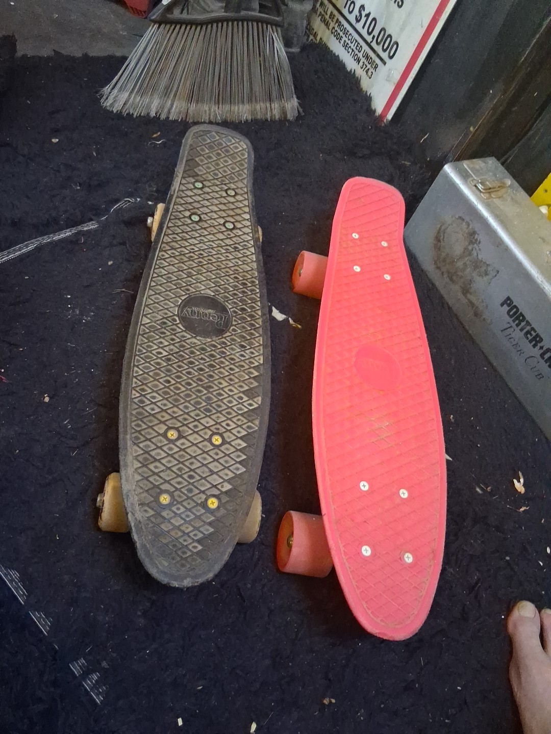 2 Penny's Complete, Australia