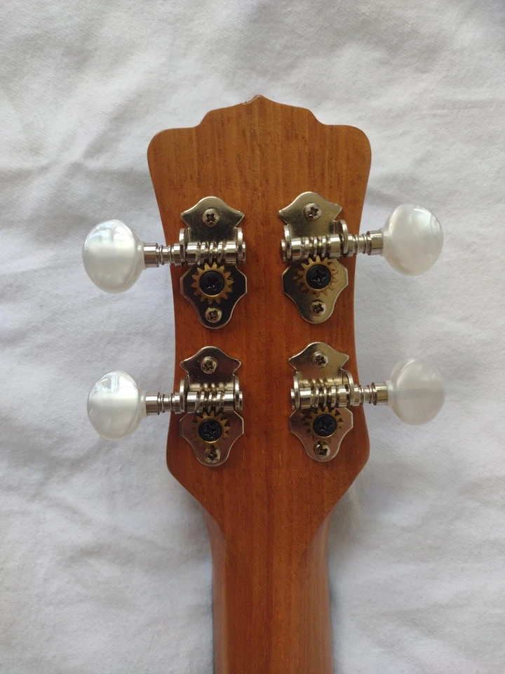 Luna concert Dolphin Ukulele - Image 4 of 4