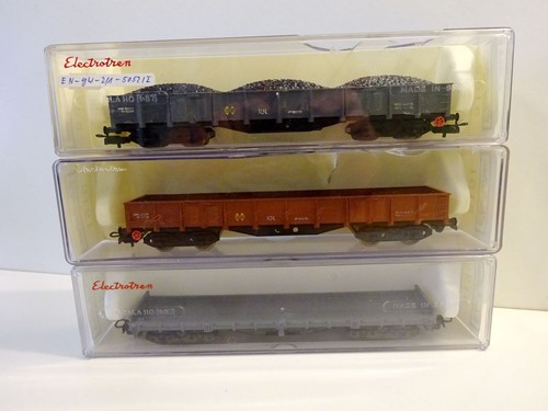 Electrotren H0 3 Güterwagen / 5122, 5151 + 5152 in (teilweise beschädigter) OVP | Condition: Gebraucht