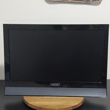 VIZIO E191VA 19-Inch 60Hz LED LCD Class Edge Lit Razor HDTV Gaming Options