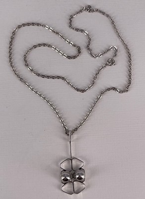 Vintage Lutz & WeissSilber Anhänger mit Kette, 835 Silber (AT 219)
