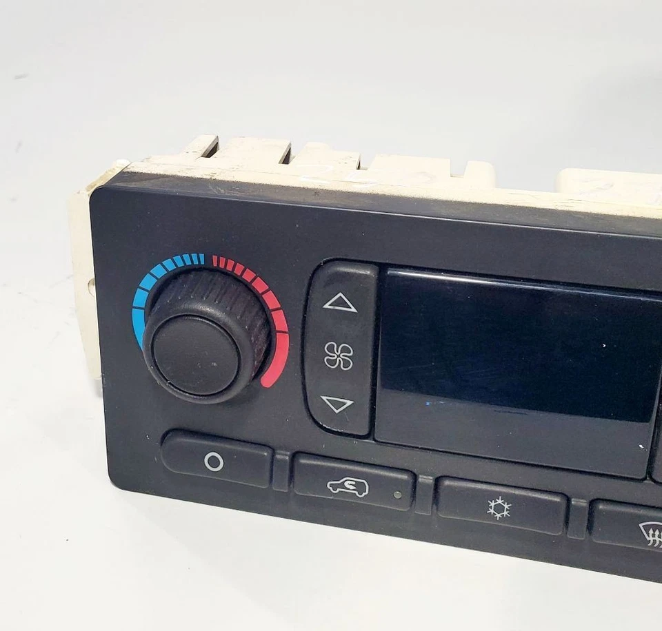 Chevrolet Silverado 3500 2005 2006 OEM control de temperatura de CA digital Foto 3 de 4