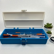 Syringe Holder Storage Case   Holds 15 or More New or Preloaded Syringes