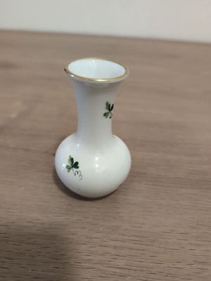 Wien Augarten Vienna White w/ Gold Trim Miniature Bud Vase Green Clover Leaf 