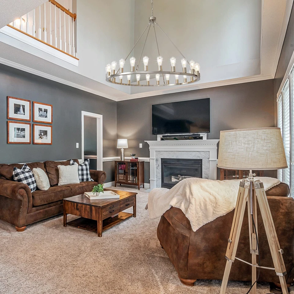 Lámpara de araña de rueda de vagón 24 luces 48 pulgadas extra grande de níquel para exteriores... Foto 2 de 4