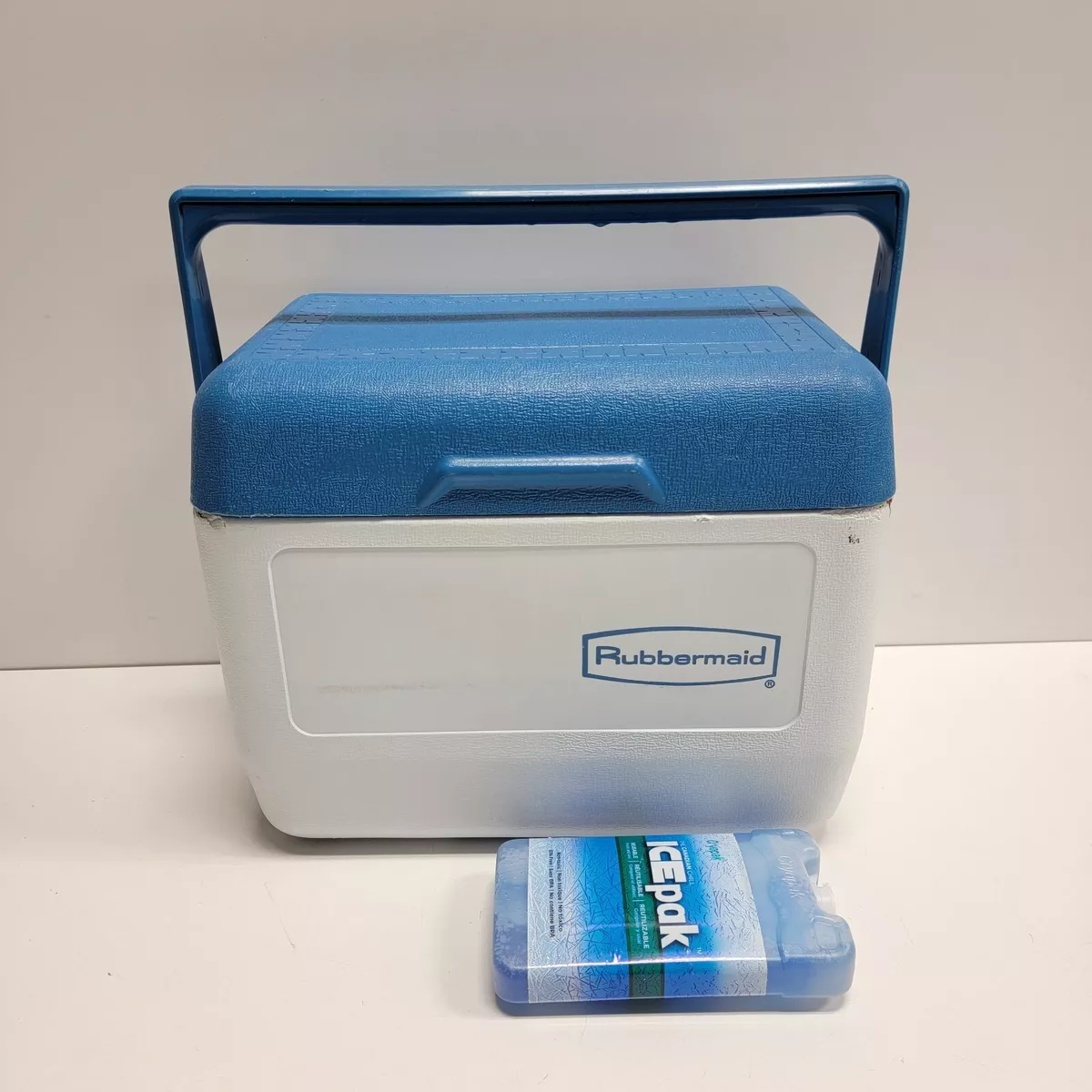 WITH NEW ICE PACK Vintage Rubbermaid 12 Qt Cooler 1811 Blue Lid Large Lunch  Box