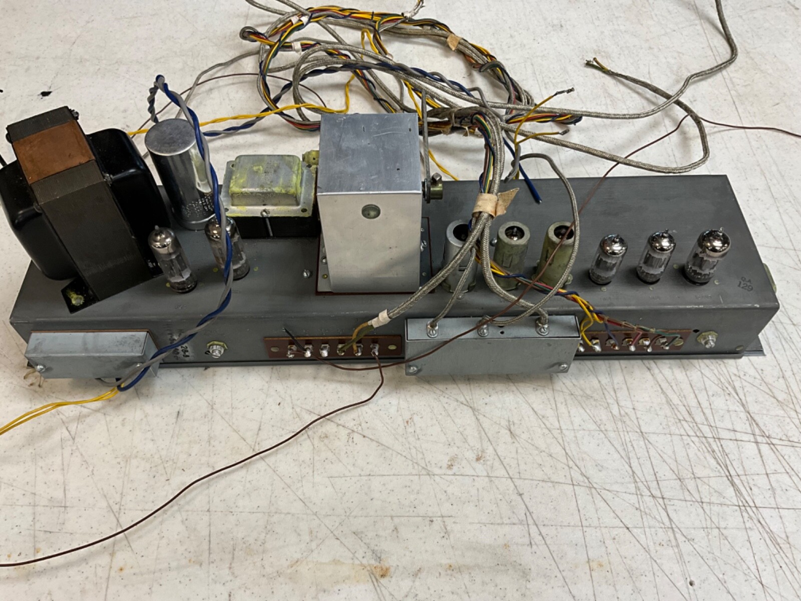 1961 Hammond AO-28-5 Vintage Vacuum Tube Preamp Parts / Repair UNTESTED