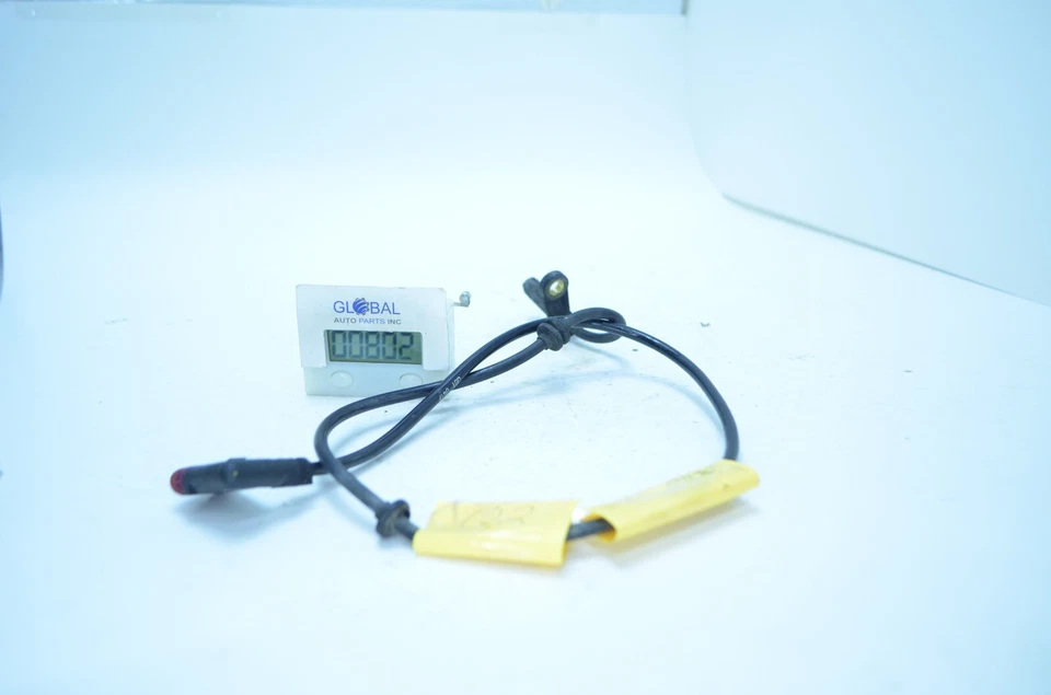 07-13 MERCEDES W221 S550 SENSOR DE VELOCIDAD DE RUEDA ABS DELANTERO OEM Foto 2 de 4