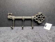 NEW with Tags - Antique Style Ornate Skeleton Key Wall Hanger Key Holder 9.25"