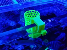 RIMLESS Frozen Fish Food Feeder V2 (Adjustable depth & Glass thickness 1/4 to 1"