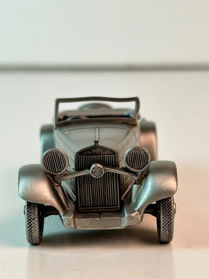 Cupé convertible Danbury Mint escala 1:43 peltre 1932 delage Foto 3 de 4