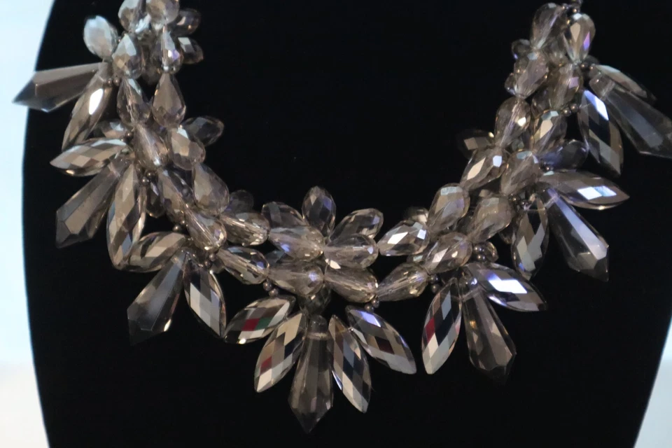 Chico's Set Of Erring Necklace Floral Chunky Glass Crystal Stone Statement Piece - Image 4 of 4