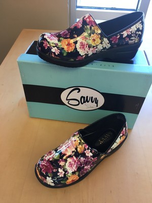 savvy clogs