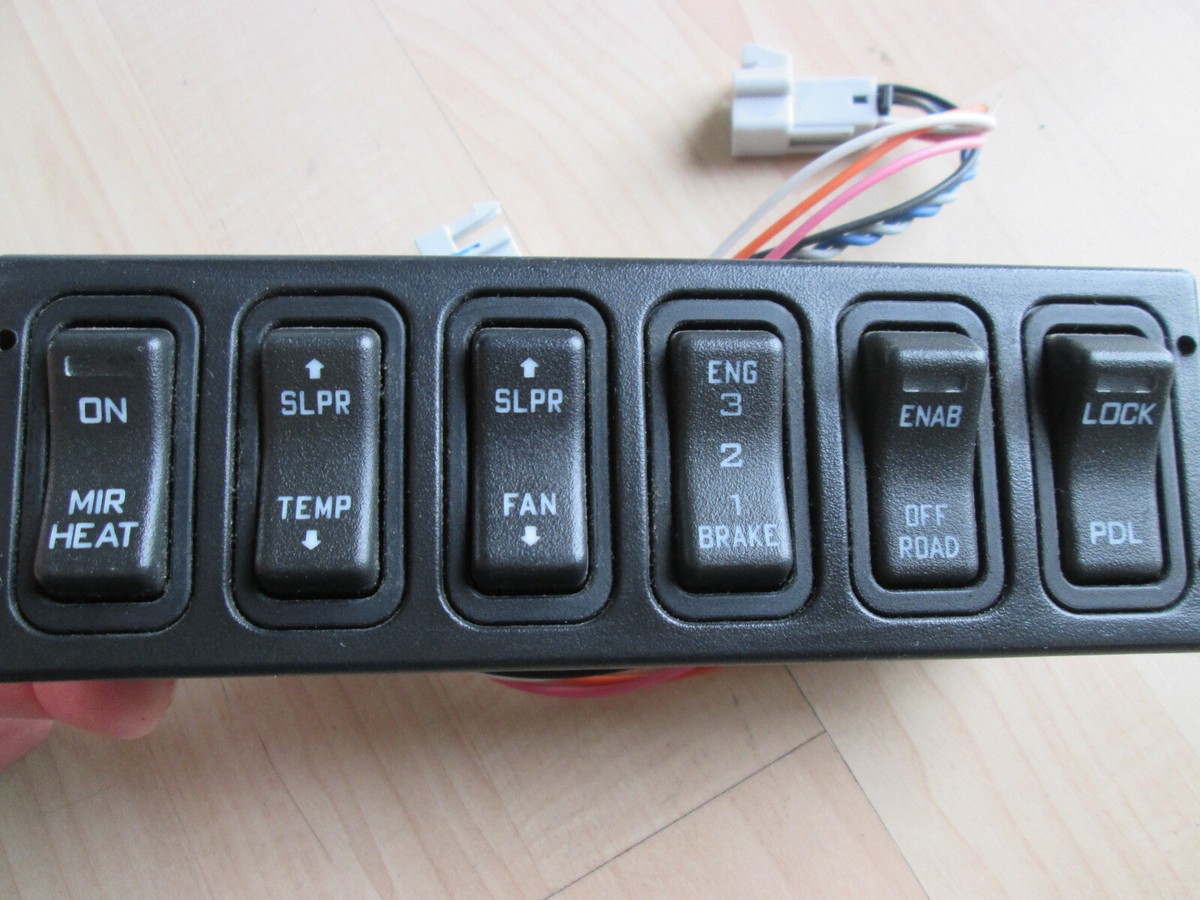 International Pollak 32237 3549776C4 Switch Console (6 International Pollak 32237 3549776C4 Switch Console (6