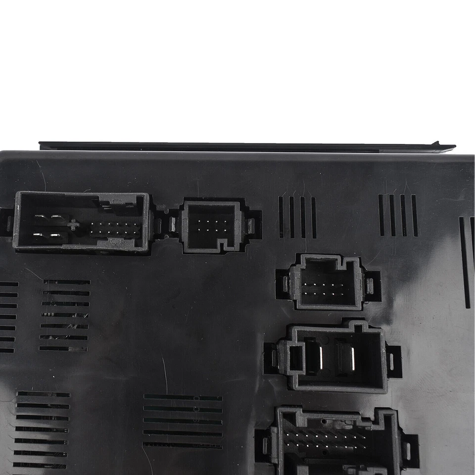 For Mercedes-Benz GL320 ML350 R350 Rear Signal Acquisition SAM Control Module - Image 4 of 4