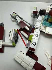 LEGO Star Wars: Republic Fighter Tank (75182) incomplete