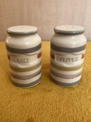 Kitchen Craft Classic Collection Salz und Pfeffer Set im Vintage Stil.