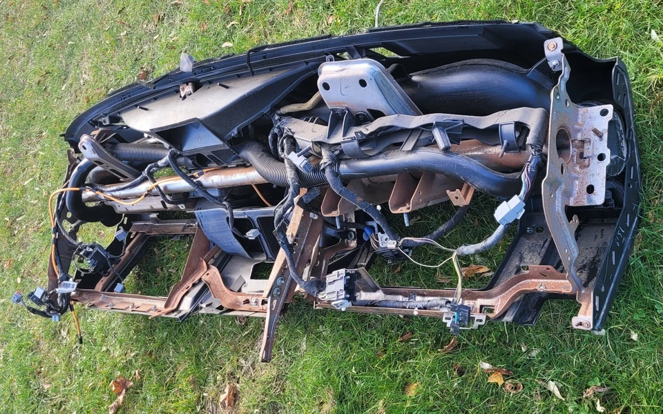 Черная панель приборной панели в сборе для пикапа 2012 FORD F250 F350 Super Duty  - Изображение 2 из 4