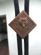 CUB SCOUTS BSA VINTAGE ROPE NECKTIE AWARD BEAR,BOY SCOUTS OF AMERICA COLLECTIBLE