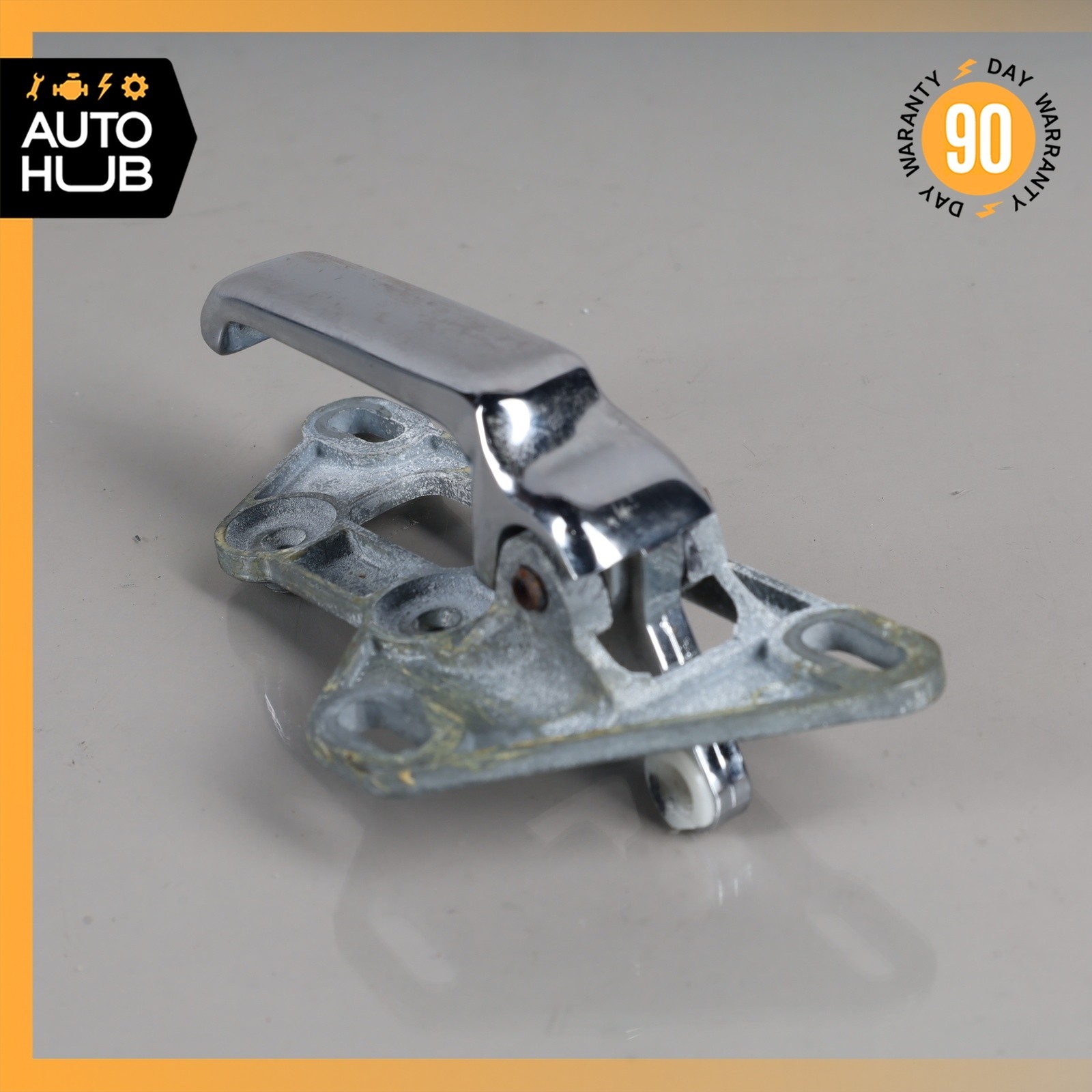 Bentley Eight Front Left Door release handle