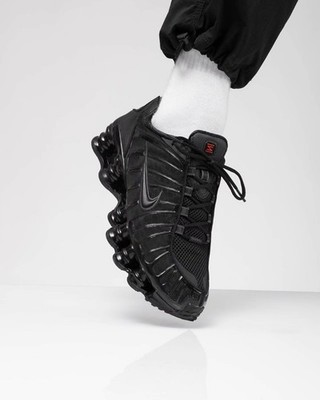 靴 Nike Shox TL Black NEW Nike Shox TL Triple Black Metallic Hematite AV3595-002