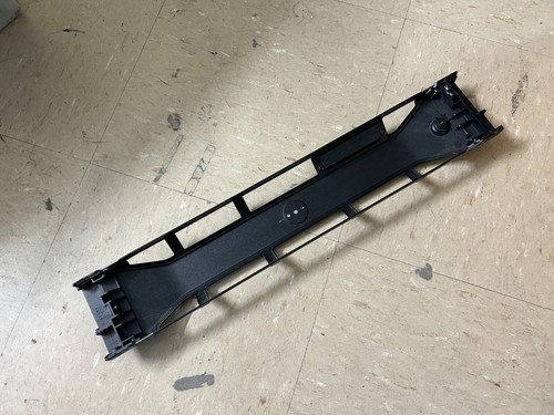 Genuine Dell Compellent SC200 Silver Front Bezel NO Key K908K 0K908K - Afbeelding 2 van 2