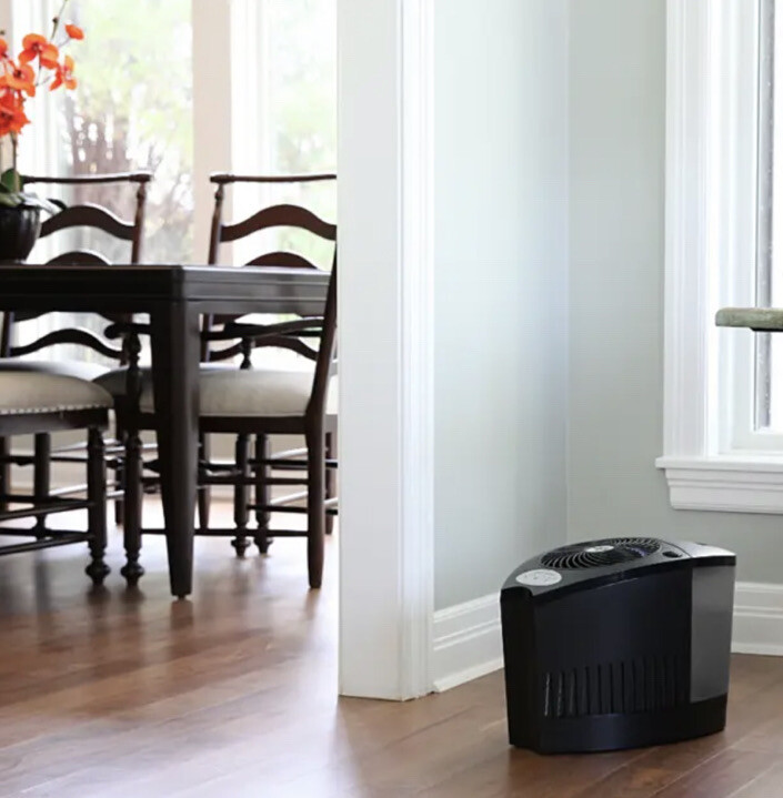 Humidifier Vornado Evap3 Whole Room Evaporative Humidifier, Black