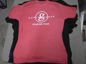 garth brooks tour shirts 2019