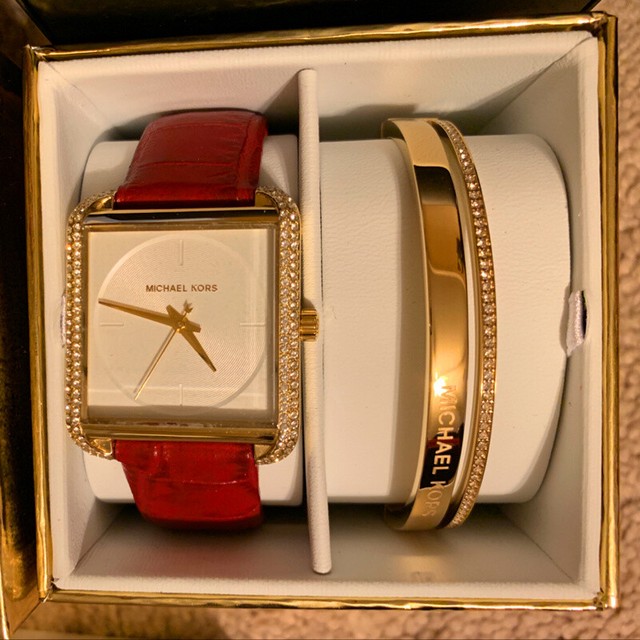 michael kors watch and bracelet gift set