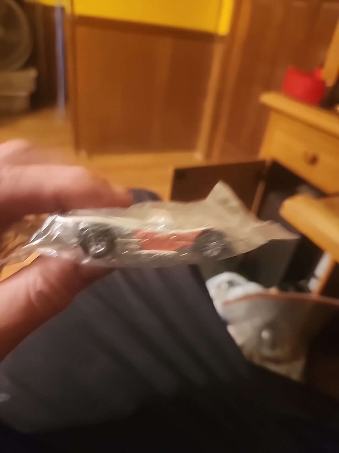 Hot Wheels Chrome Power Pistons from 1997 Figure 8 Starter Set New in Bag