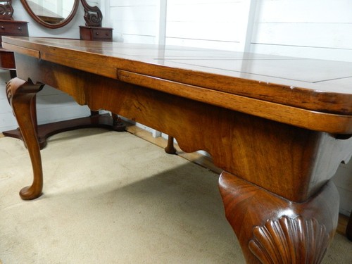 Solid Walnut Edwardian Extending Draw Leaf Table - Picture 8 of 13