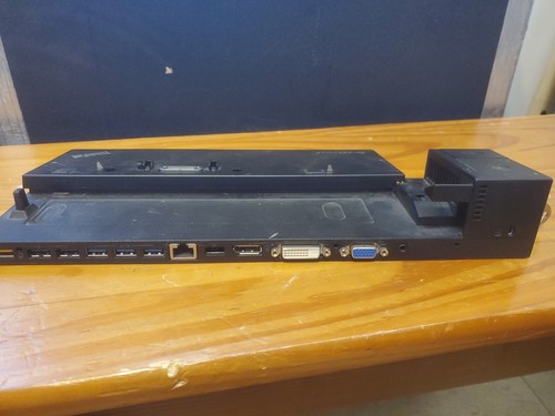 Lenovo ThinkPad Pro Dock Docking Station (00HM918) - Picture 2 of 3