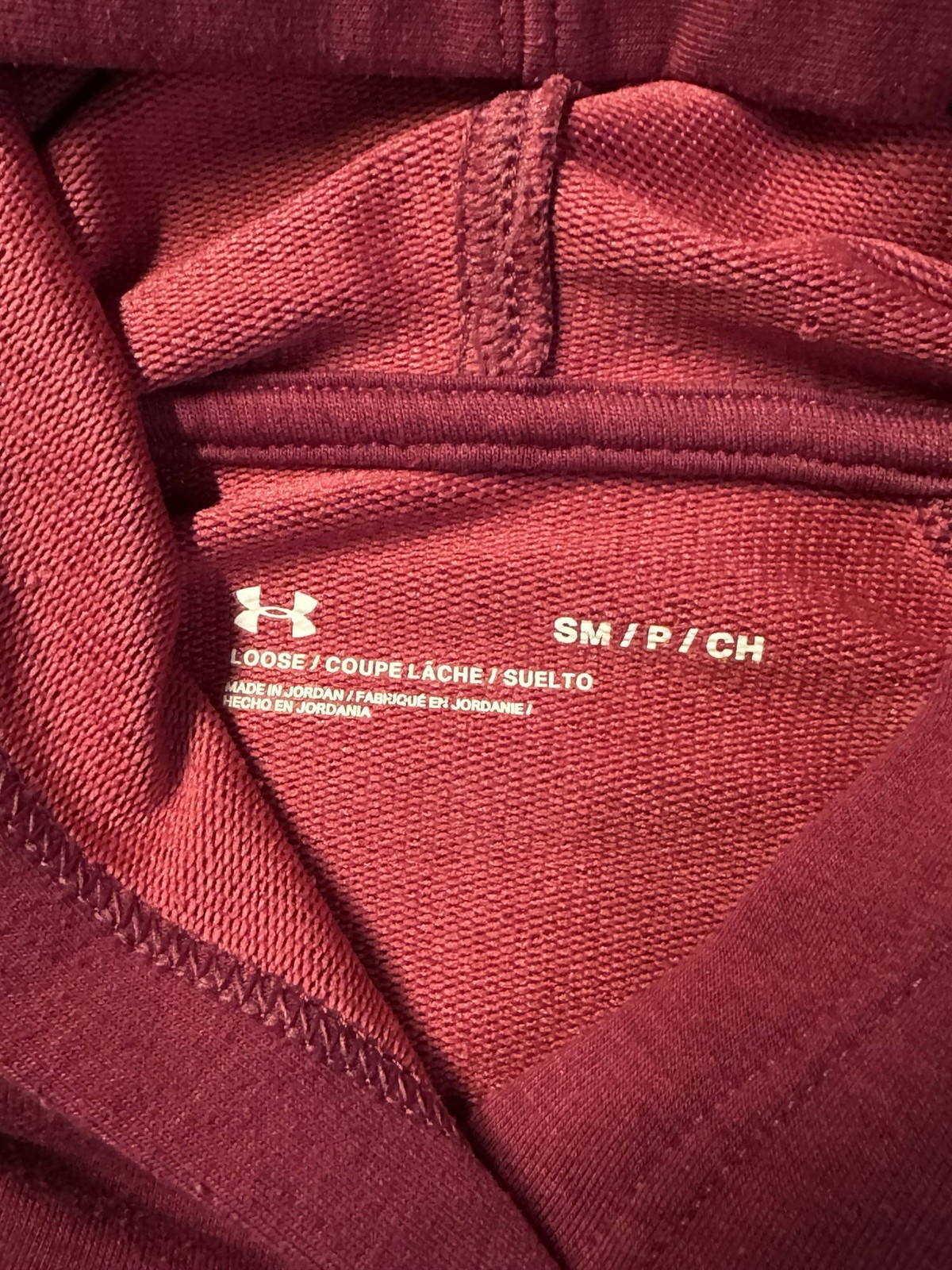 Under Armour Women’s Long Sleeve Pullover Hoodie Medium Raspberry Red image 3