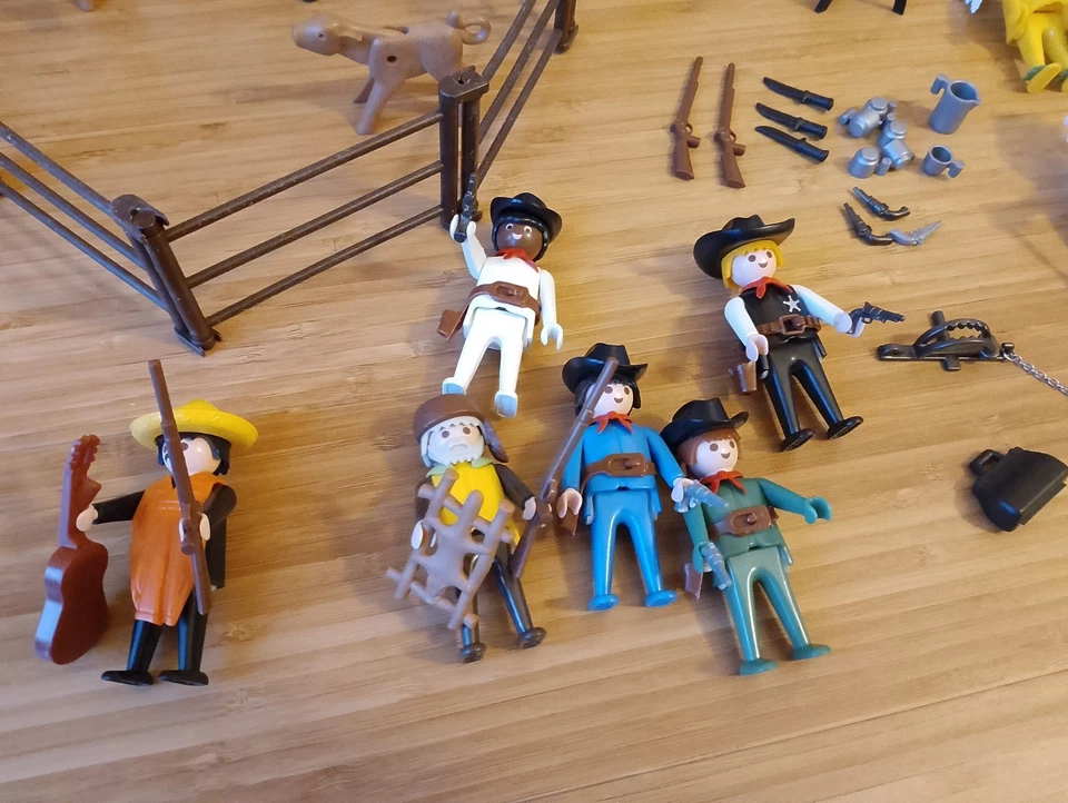 Playmobil lotto Vintage Western Cowboys e Indiani - Immagine 3 di 4