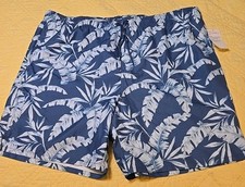 Old Navy Men s Blue Palm Print Mesh Lined 7 Inseam Swim Trunks 2XL NWT 44" Waist