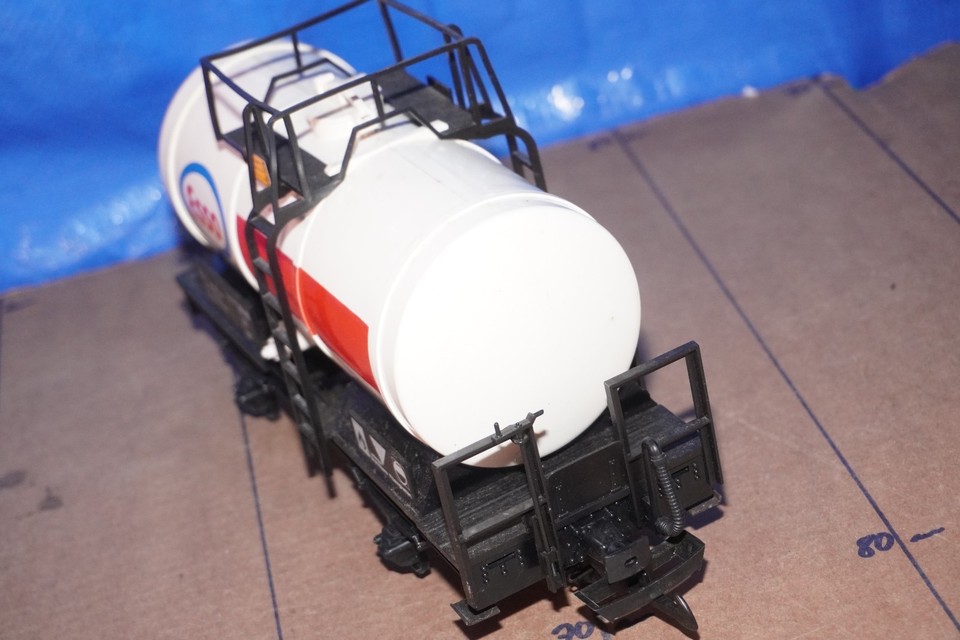 LGB 4040 G Model Tank Car Silver + Metal Axles OVP Lightly Soiled | eBay