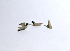 Arttista #1344 - Three (3) Ducks - O Scale Figure - Model Trains NEW